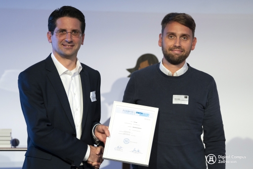 Digital-Expert-23